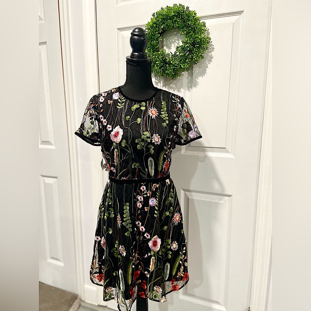 NSR Floral Embroidered Dress